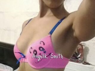 Angelik_Smith