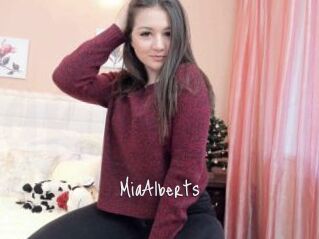 MiaAlberts