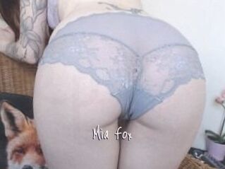 Mia_Fox