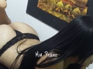 Mia_Perez