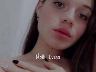 Molli_Evans