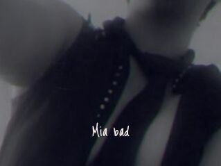 Mia_bad